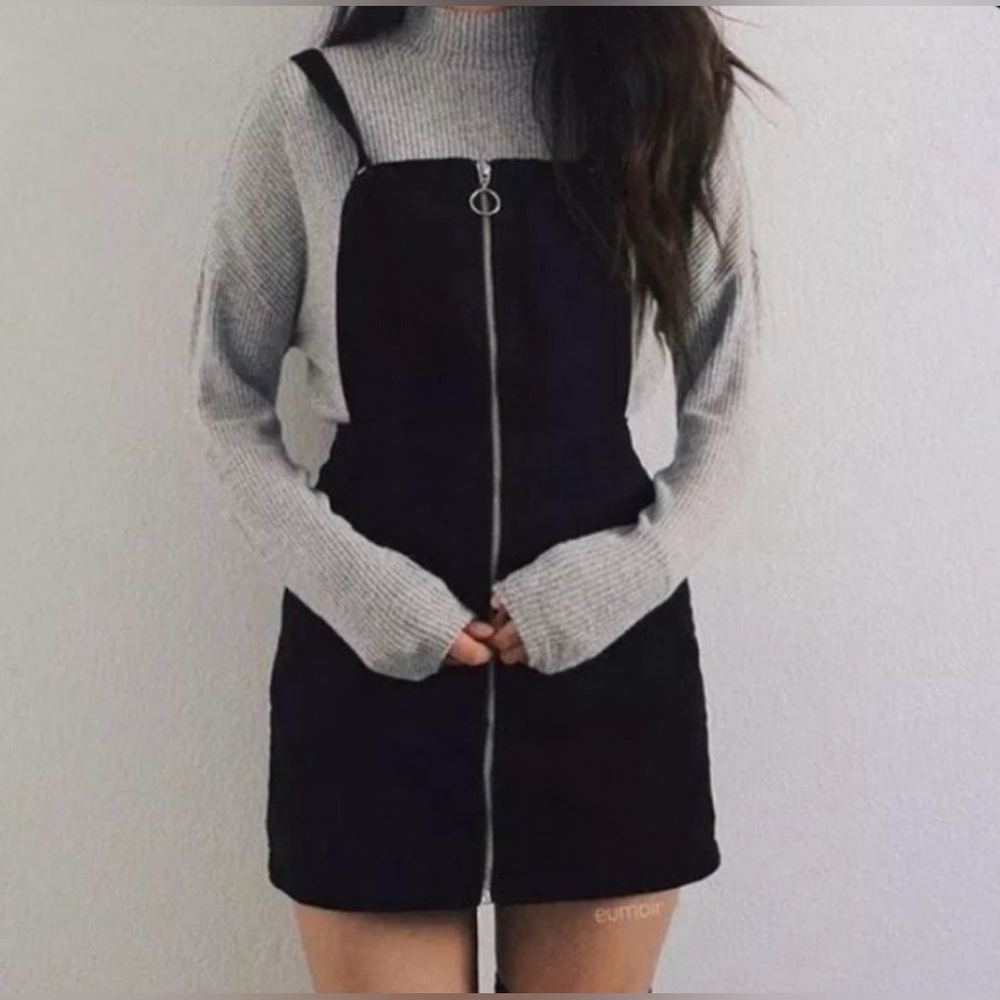 Divided by H&M Faux Suede Zip Up Jumper Pinafore Overall Mini Dress Black (8)